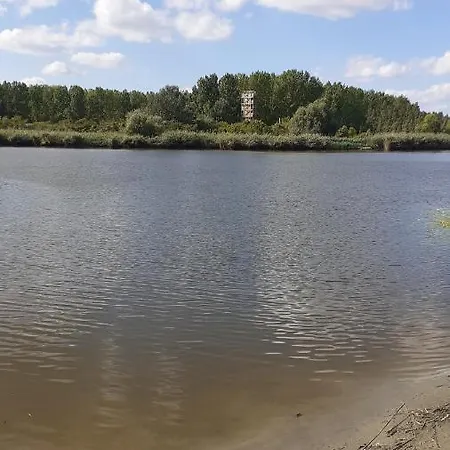 Borostyan Vendeghaz Tiszaug