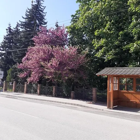 شقة Borostyan Vendeghaz