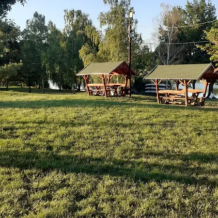 Borostyan Vendeghaz