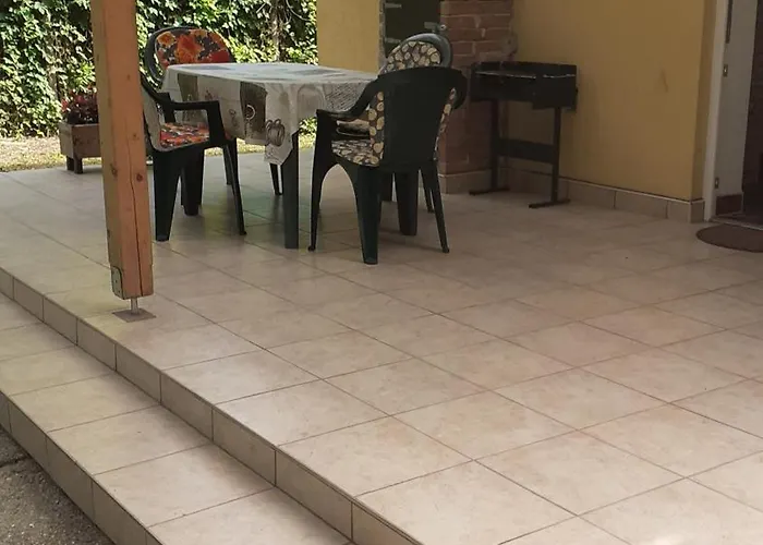 Apartament Borostyan Vendeghaz Tiszaug