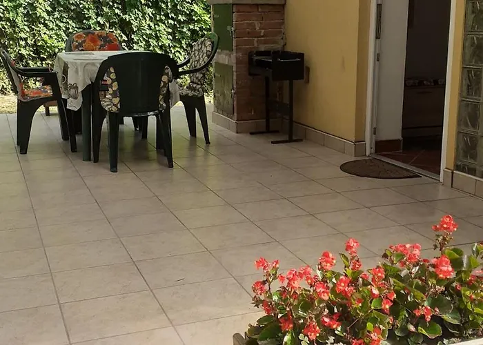 Borostyan Vendeghaz Tiszaug