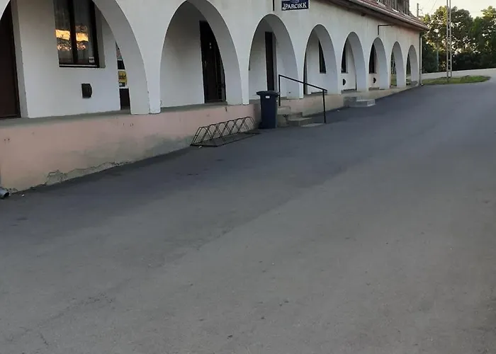 Апартаменты Borostyan Vendeghaz *